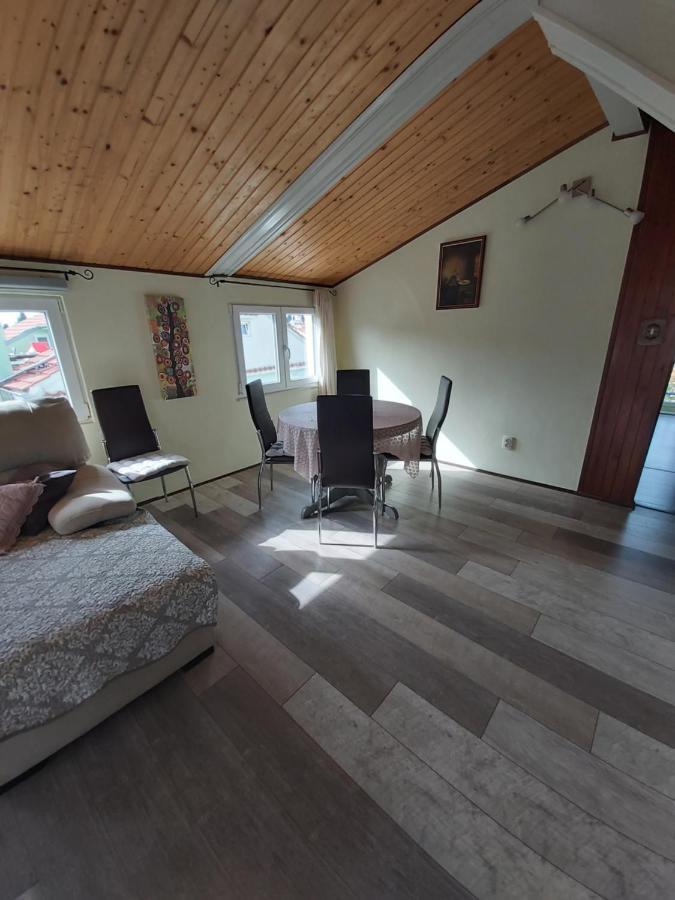 Apartment Malvina Mali Lošinj Buitenkant foto