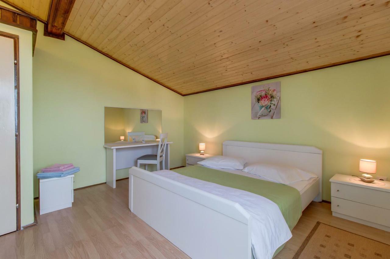 Apartment Malvina Mali Lošinj Buitenkant foto
