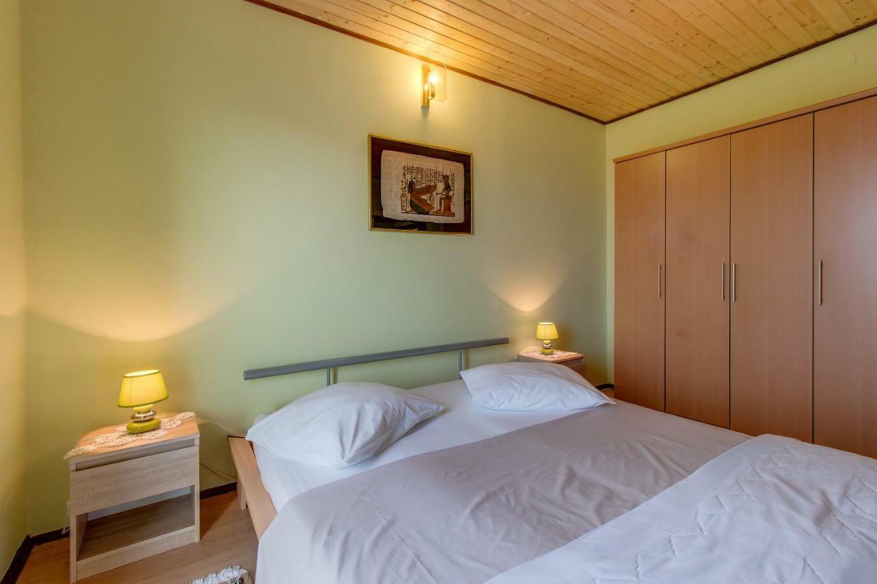 Apartment Malvina Mali Lošinj Buitenkant foto